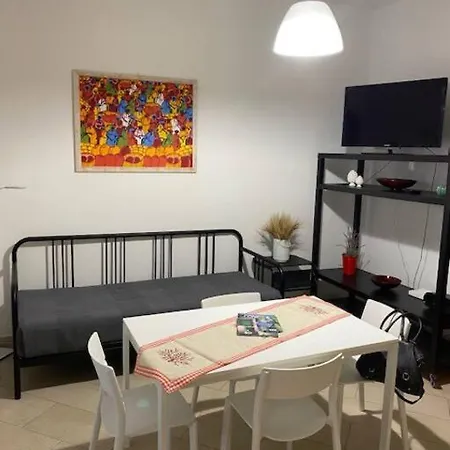 شقة Sescialla! 2/4 Posti Letto Vicino A Tutti I Servizi *